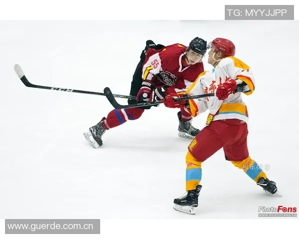 成都网球队在全国锦标赛积分榜上以99分稳居第一名，表现出色